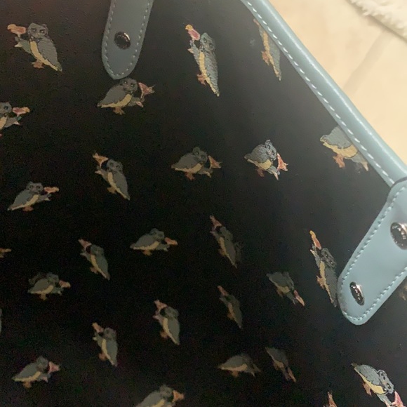 Authentic large Coach tote in marine NWT - Picture 3 of 8